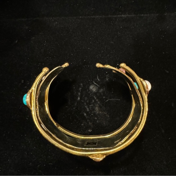 Stone Pearl Bangle Bracelet - Picture 7 of 13